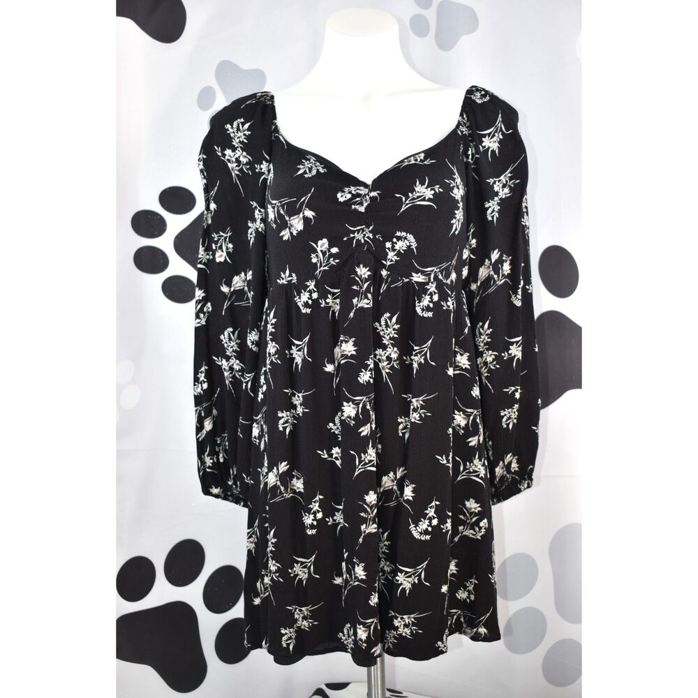 Altar'd State Long Sleeve Sweetheart Neck Babydoll Dress Black & White Medium